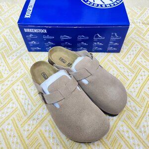 NEW Narrow Fit Birkenstock Boston Clogs (Soft Footbed) - latte cream